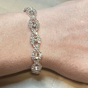 Silver & crystal infinity style wedding bridal bracelet. Paxuan.